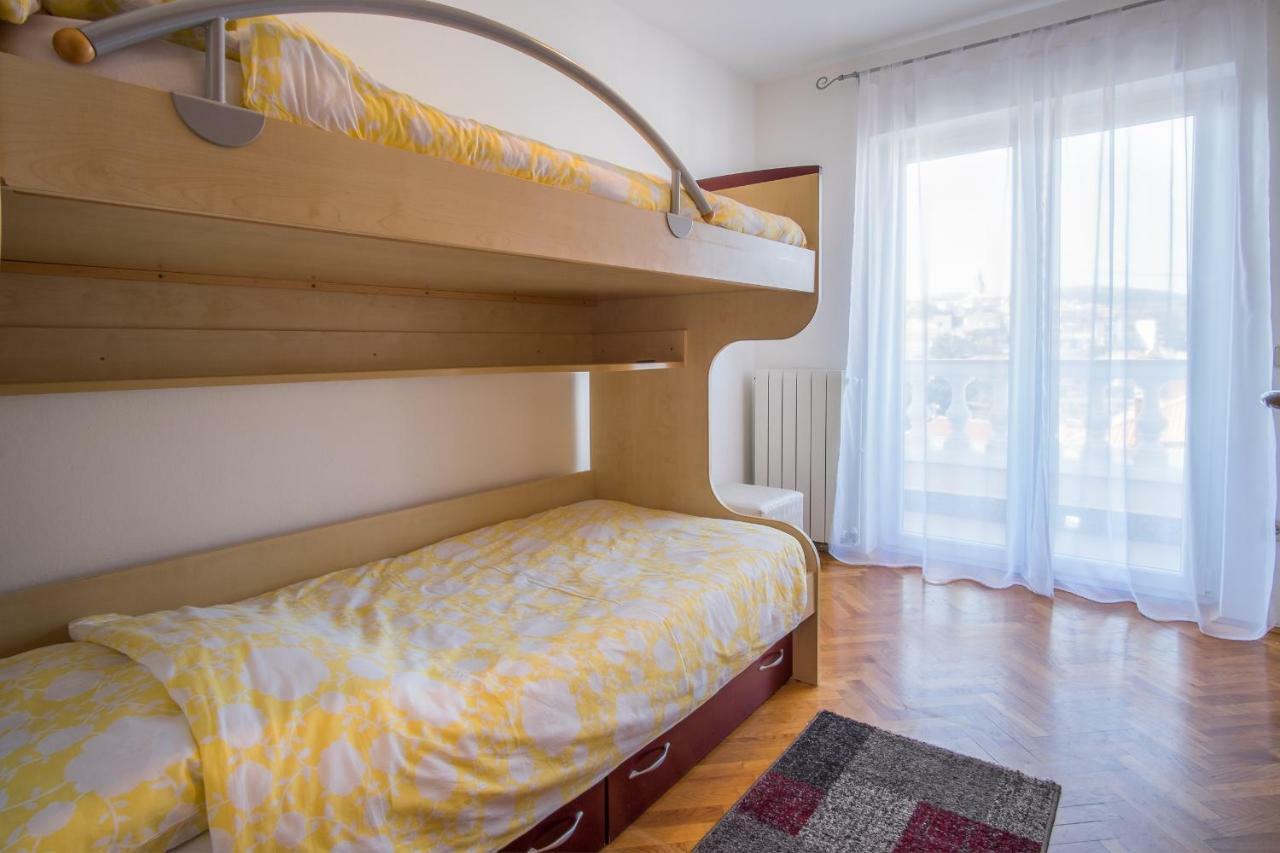 Apartman Cubranic Apartment Връбник Екстериор снимка